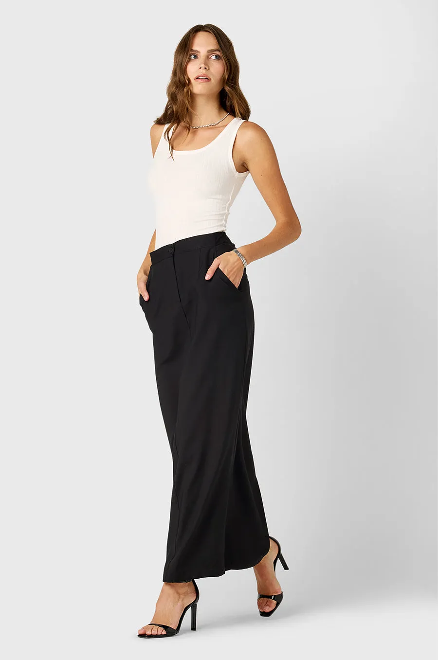 POINTELLE TANK IN PEARL